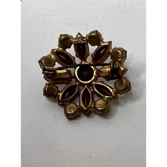 Vintage Rhinestone Gold-Tone Floral Brooch Pin - Picture 4 of 8